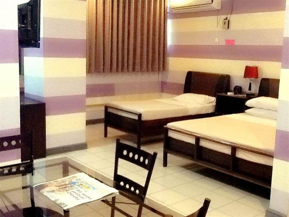 Hotel Tiffany Laoag Exteriér fotografie